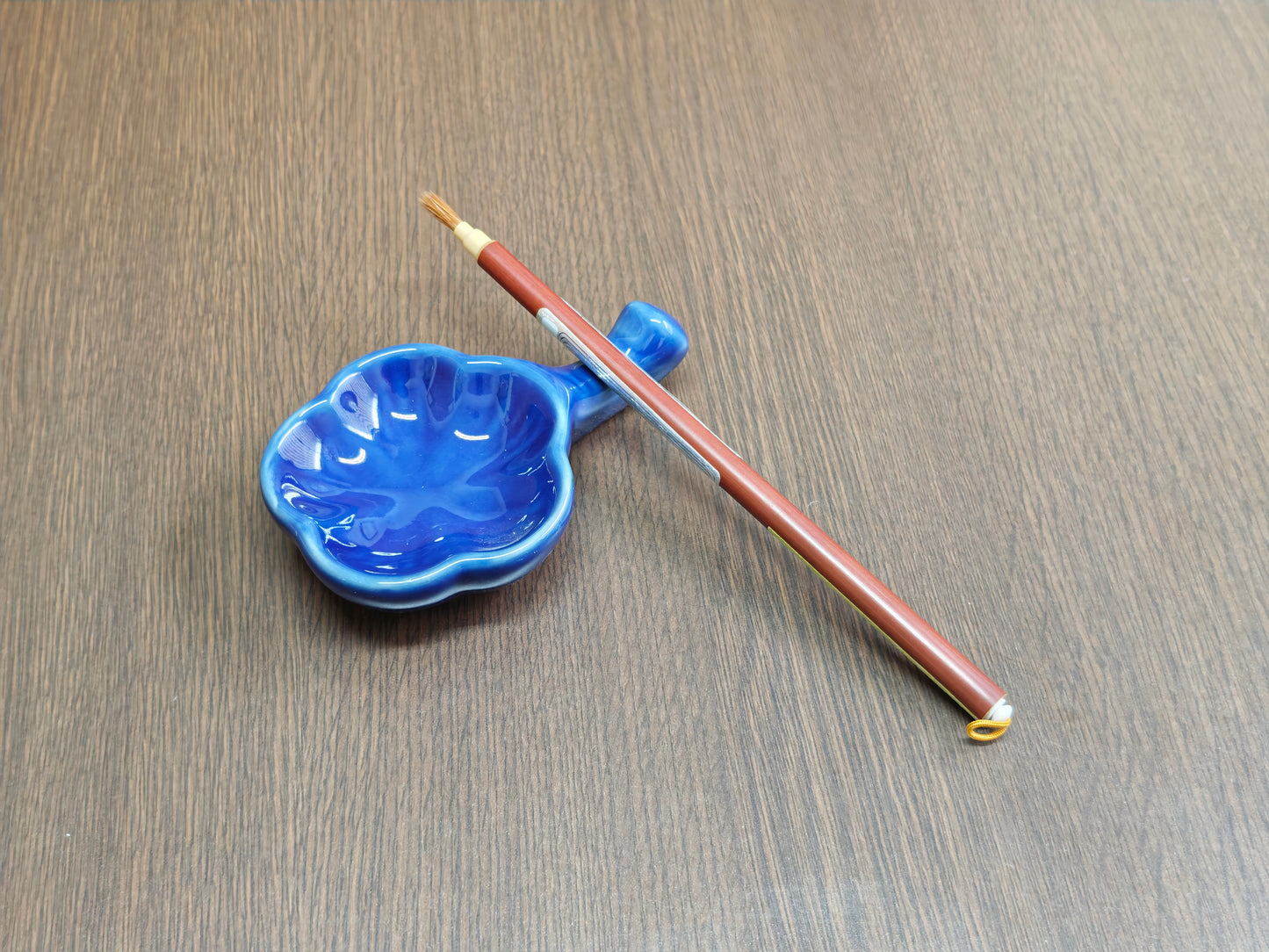 筆置梅皿（ふでおきうめざら）